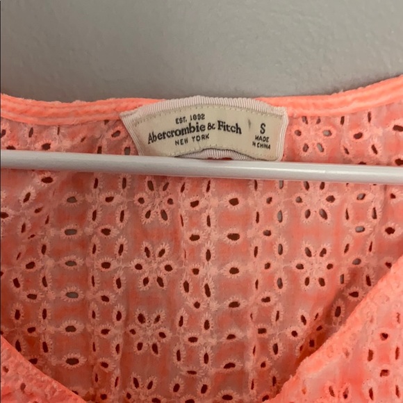 Abercrombie and Fitch Top - Picture 3 of 3